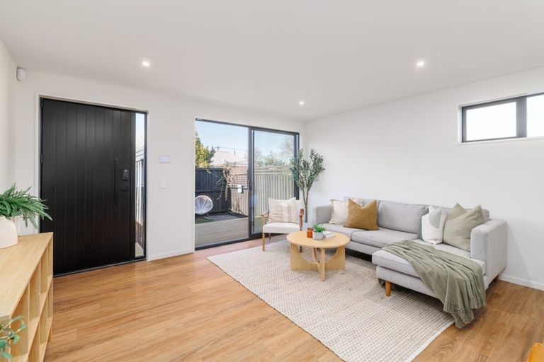 Photo of property in 9/54 Wildberry Street, Woolston, Christchurch, 8023
