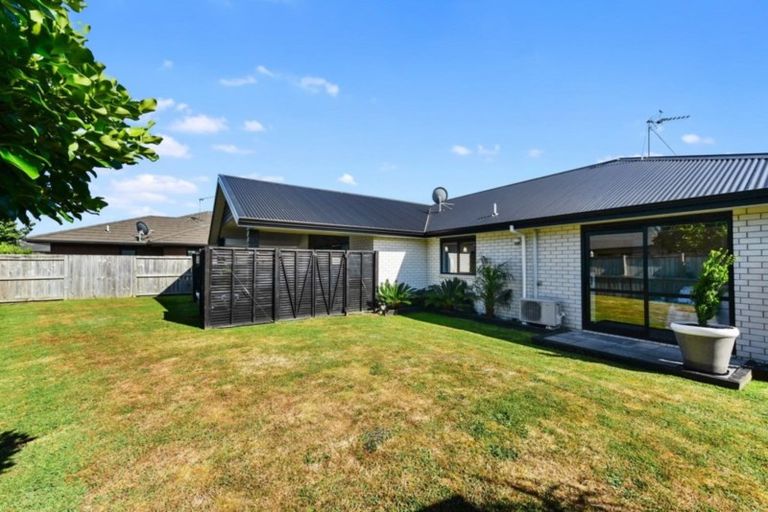 Photo of property in 23 Piwakawaka Court, Rototuna North, Hamilton, 3210