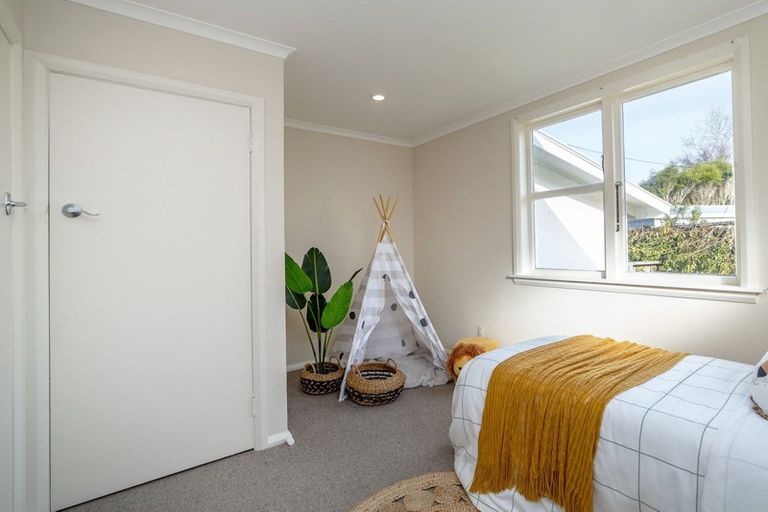 Photo of property in 38 Kempton Street, Greytown, 5712