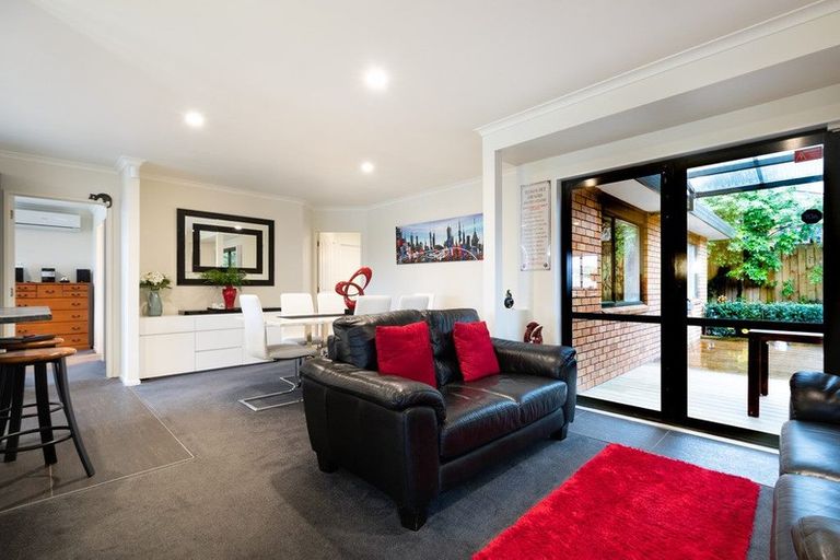 Photo of property in 13 San Marino Drive, Henderson, Auckland, 0612