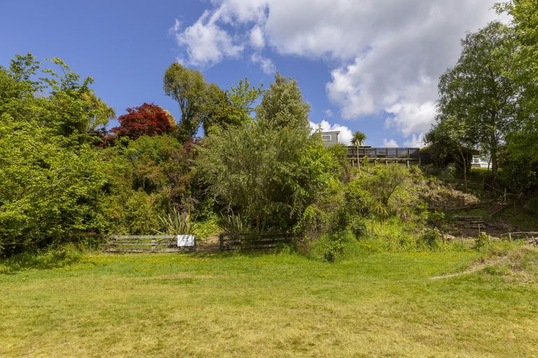 Photo of property in 19 Kinloch Road, Kinloch, Taupo, 3377
