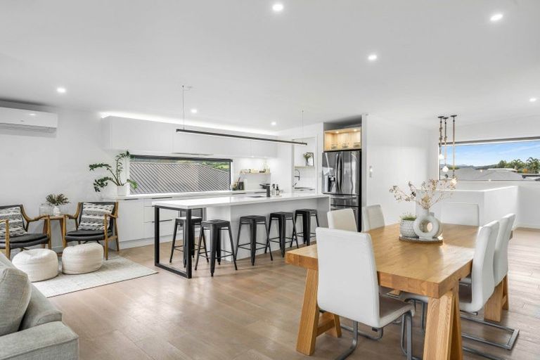 Photo of property in 18 Admiral Drive, Cooks Beach, Whitianga, 3591