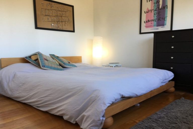 Photo of property in 4 O'donn Avenue, Beach Haven, Auckland, 0626