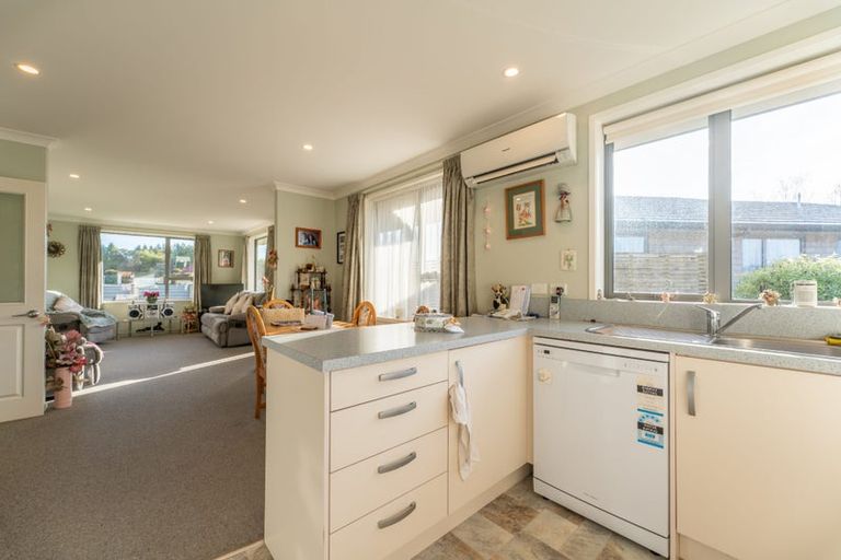 Photo of property in 94 Ronaldsay Street, Palmerston, 9430