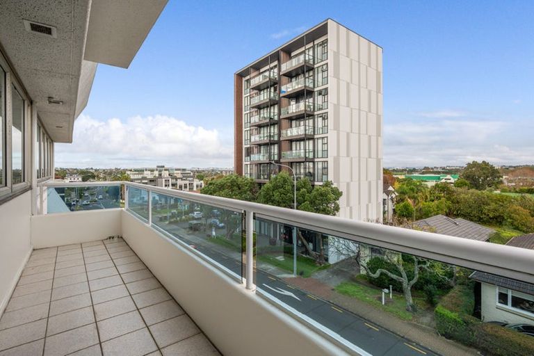 Photo of property in 3/15h Auburn Street, Takapuna, Auckland, 0622