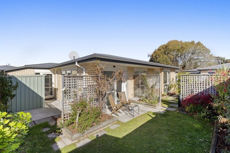Photo of property in 13/13 Sylvan Street, Hillmorton, Christchurch, 8024