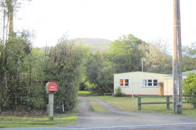Photo of property in 16 Pihanga Road, Kuratau, Turangi, 3381