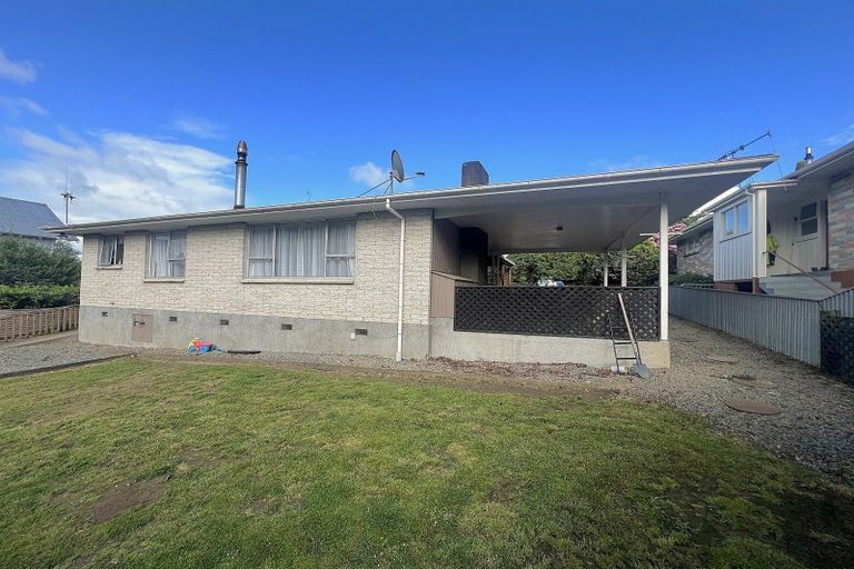 Photo of property in 24 Guy Street, Dannevirke, 4930