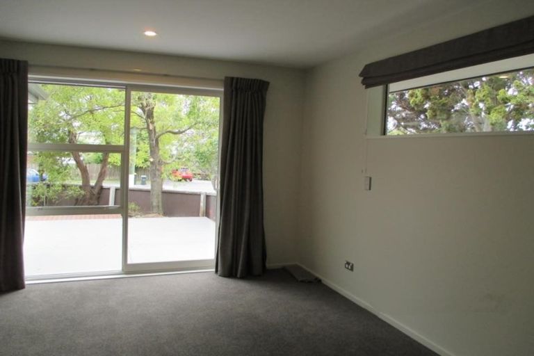 Photo of property in 206 Centaurus Road, Saint Martins, Christchurch, 8022