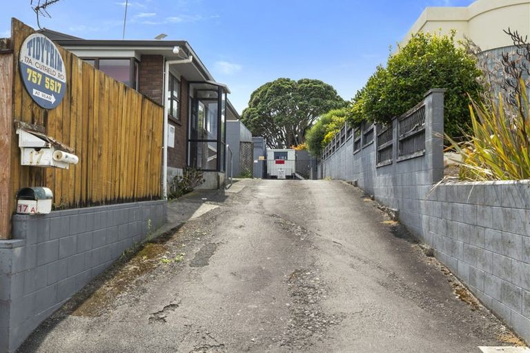 Photo of property in 17a Cutfield Road, New Plymouth, 4310