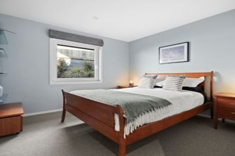 Photo of property in 96 Jack Hanley Drive, Jacks Point, Queenstown, 9371