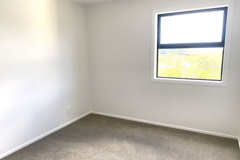 Photo of property in 52d Chesterton Street, Johnsonville, Wellington, 6037