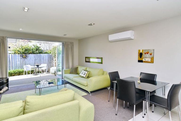 Photo of property in 5/9 Marsden Street, Heathcote Valley, Christchurch, 8022