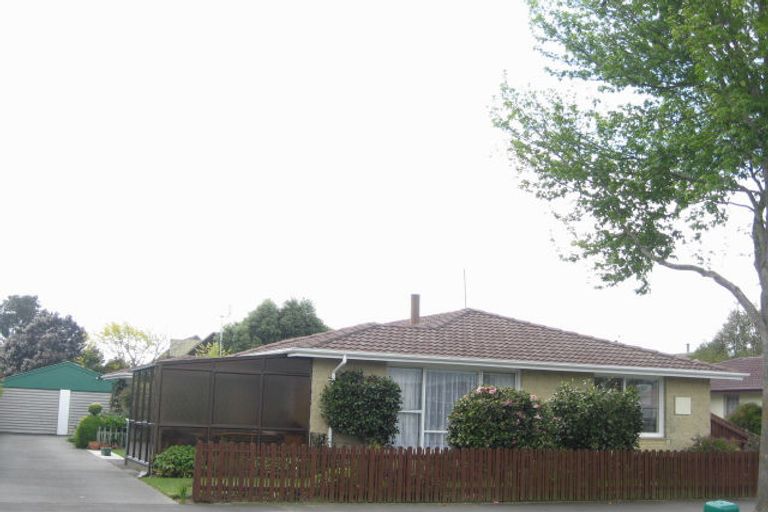 Photo of property in 2/12 Murmont Street, Bishopdale, Christchurch, 8053