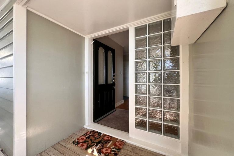 Photo of property in 4 Takutai Road, Pukerua Bay, 5026