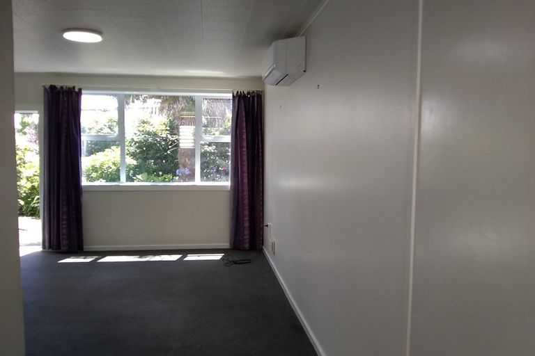 Photo of property in 2/22 Clare Road, St Albans, Christchurch, 8014
