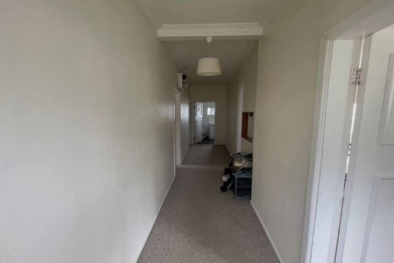 Photo of property in 15 Pembroke Road, Northland, Wellington, 6012