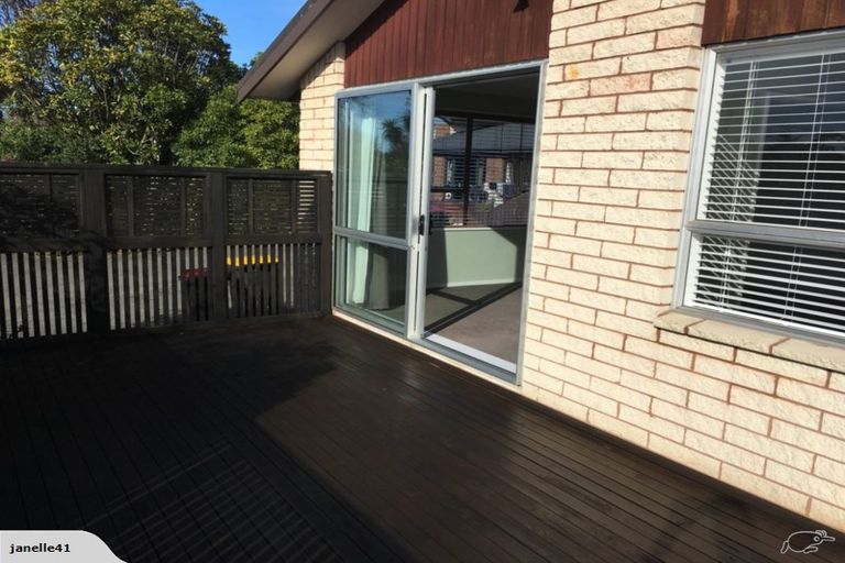 Photo of property in 1/6 Timbertop Lane, Saint Martins, Christchurch, 8022