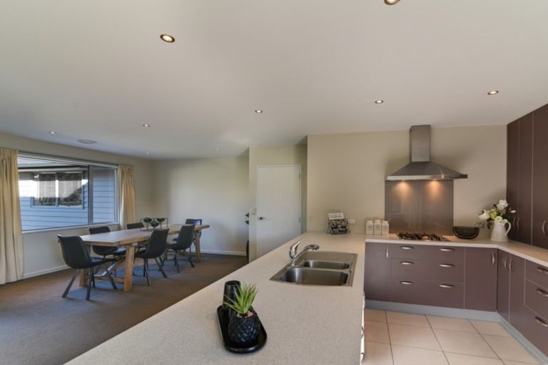 Photo of property in 42 Erskine Street, Lake Hayes, Queenstown, 9304