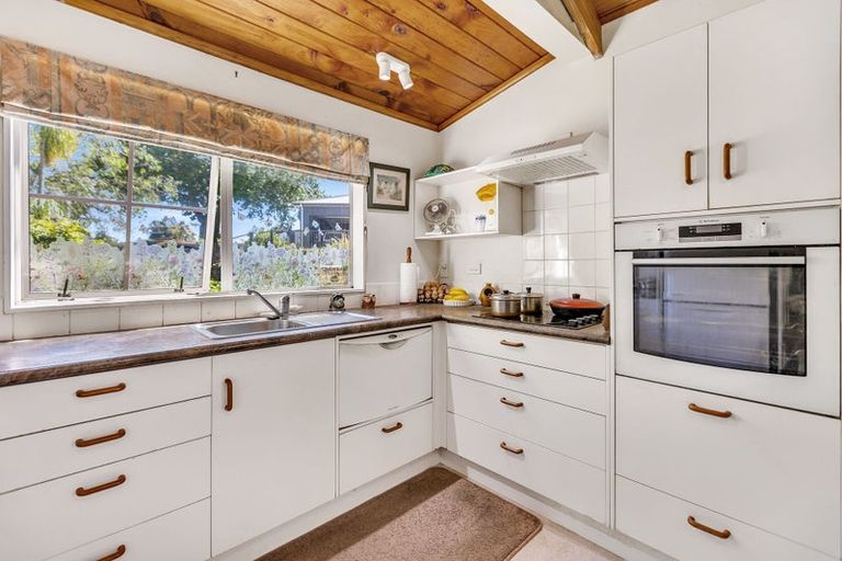 Photo of property in 43 Poike Road, Hairini, Tauranga, 3112