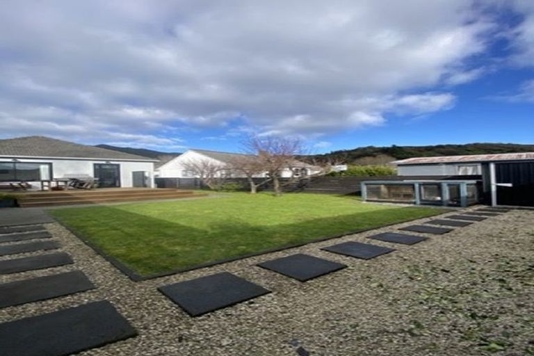 Photo of property in 12 Keys Street, Naenae, Lower Hutt, 5011