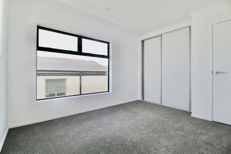 Photo of property in 64 Nugget Avenue, Hobsonville, Auckland, 0616
