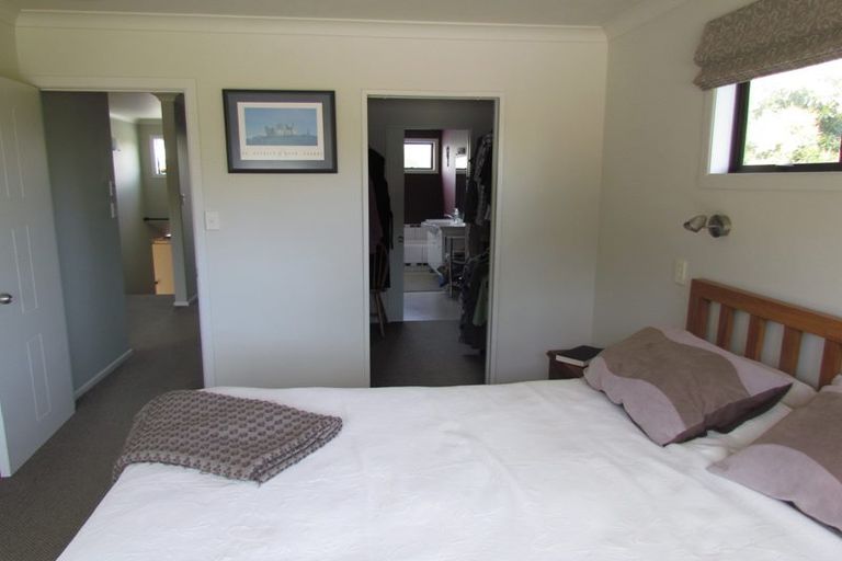 Photo of property in 35 Athenree Road, Athenree, Katikati, 3177