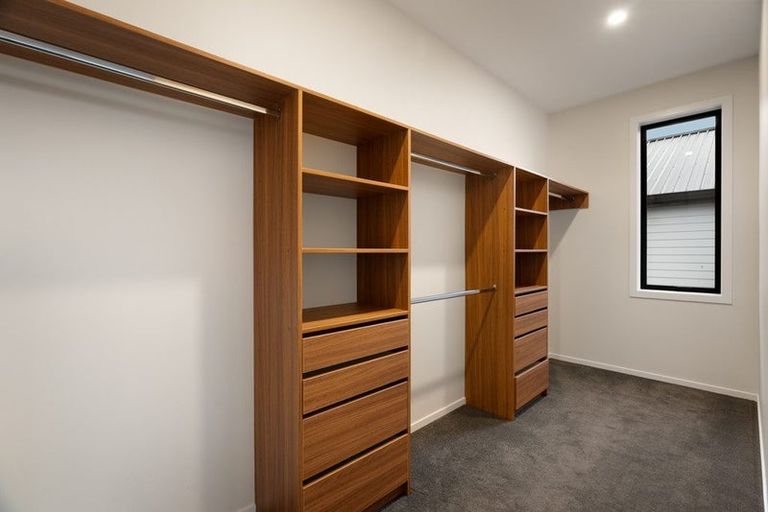 Photo of property in 1 Picnic Point Road, Hobsonville, Auckland, 0616