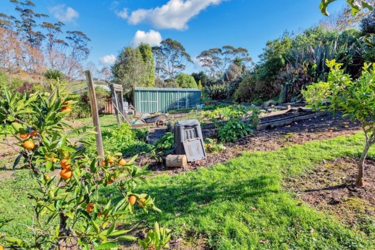 Photo of property in 786 Sandspit Road, Warkworth, 0982