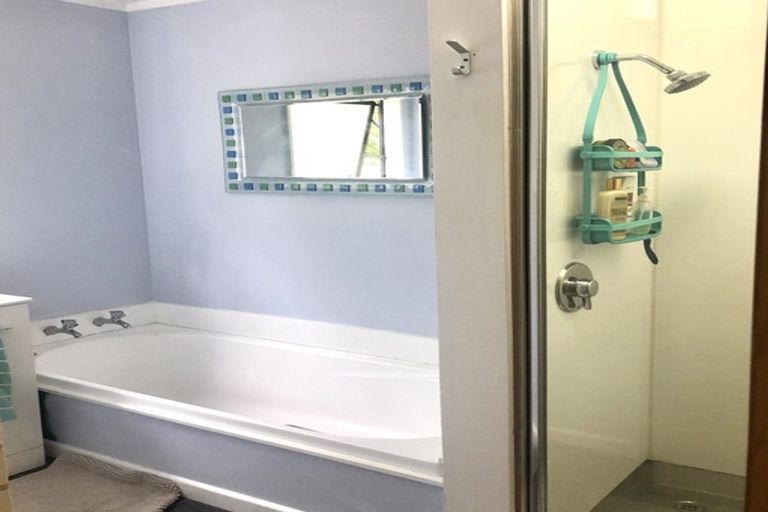 Photo of property in 25b Cunliffe Street, Johnsonville, Wellington, 6037