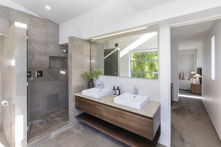 Photo of property in 100a Glandovey Road, Fendalton, Christchurch, 8052