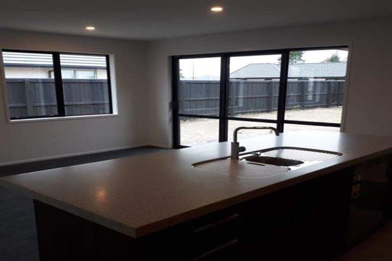 Photo of property in 46 Ridgeway Avenue, Rolleston, 7615