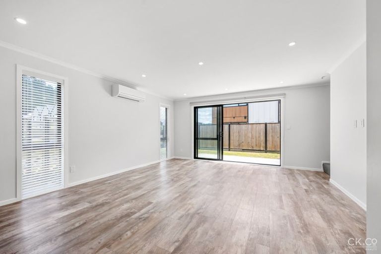 Photo of property in 25 Doug Jensen Street, Wallaceville, Upper Hutt, 5018