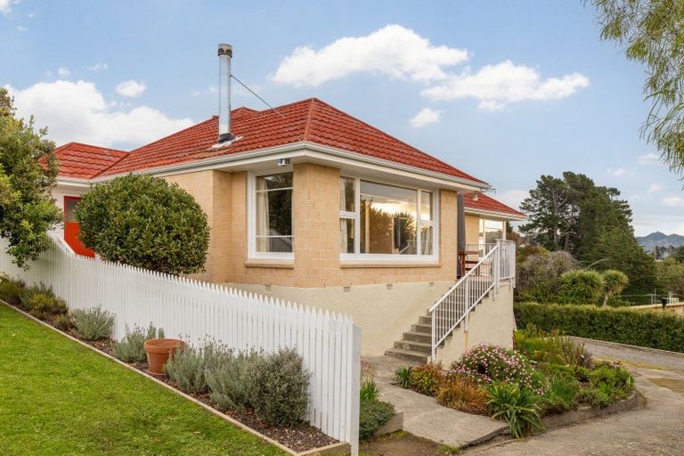 Photo of property in 27 Whero Avenue, Diamond Harbour,  8971