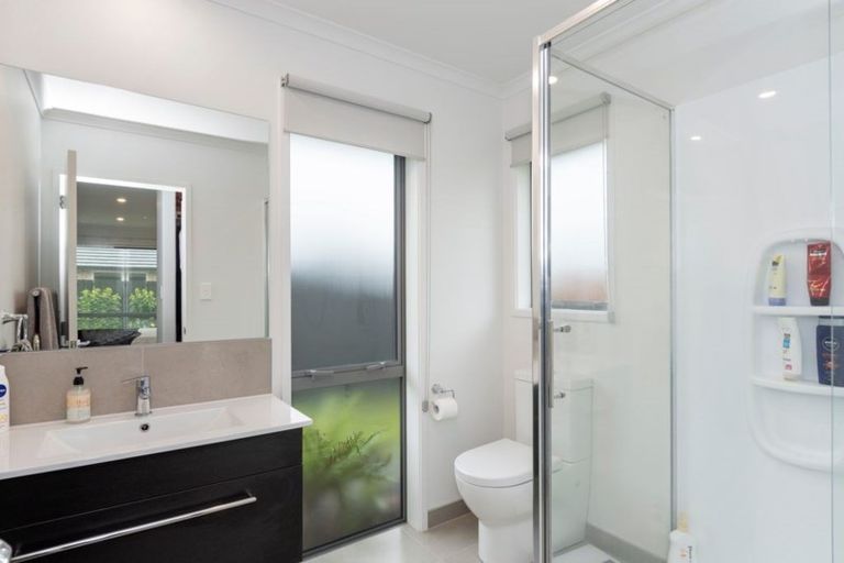 Photo of property in 30 Rainey Crescent, Papamoa Beach, Papamoa, 3118