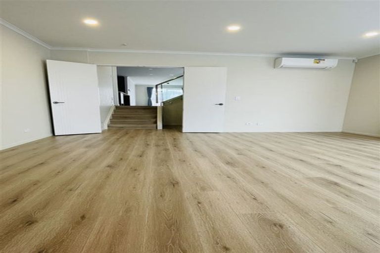 Photo of property in 28 Lime Hill Rise, Flat Bush, Auckland, 2019