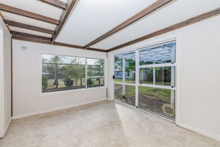 Photo of property in 34 Christmas Road, Manurewa, Auckland, 2102