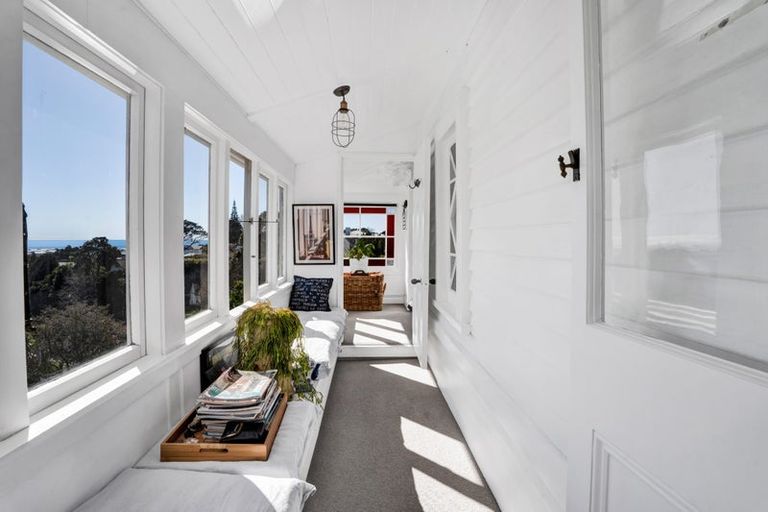 Photo of property in 5 Rogan Street, New Plymouth, 4310