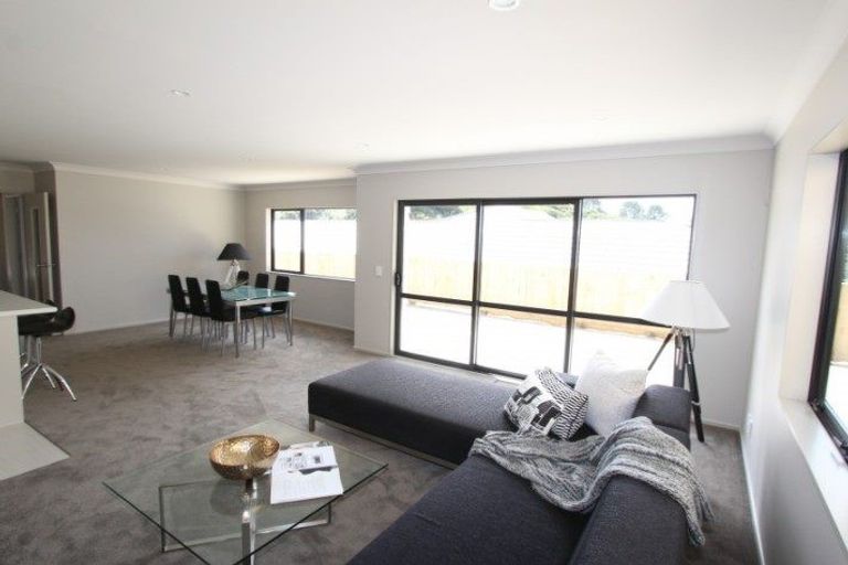 Photo of property in 19a Moonsail Drive, Whitby, Porirua, 5024