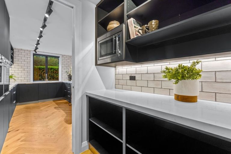 Photo of property in 15 Jack Seabrook Road, Hobsonville, Auckland, 0616