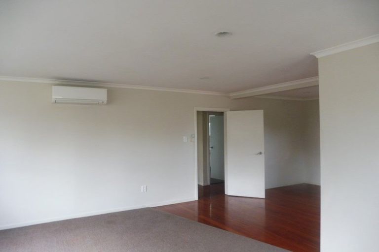 Photo of property in 3 Hutchison Crescent, Durie Hill, Whanganui, 4500