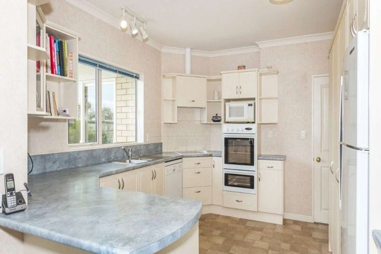 Photo of property in 27 Becmead Drive, Harewood, Christchurch, 8051