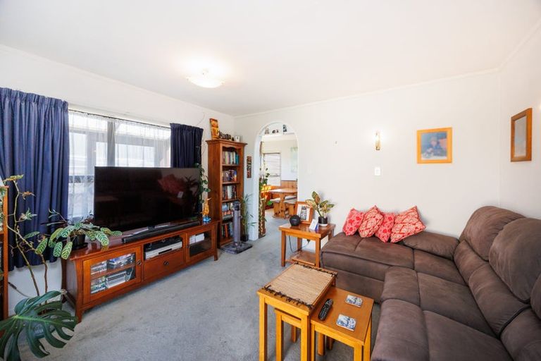 Photo of property in 85 Geraldine Crescent, Cloverlea, Palmerston North, 4412