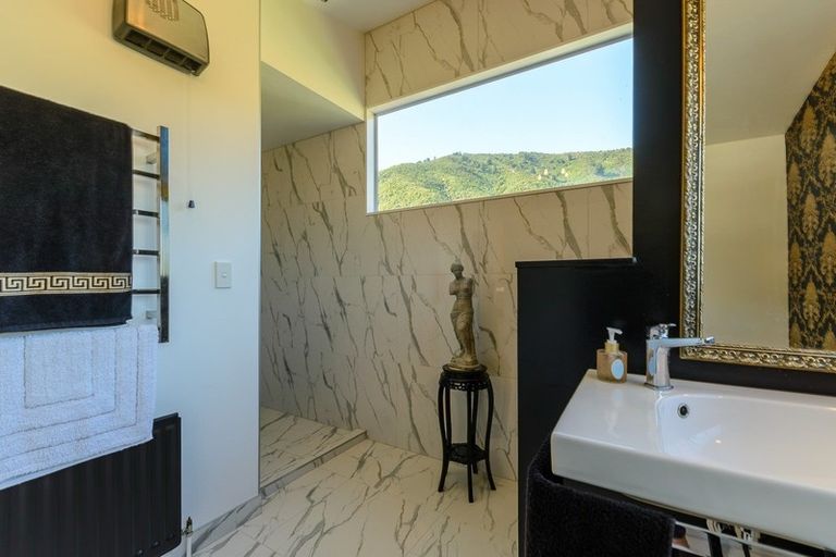 Photo of property in 1a Matai Place, Waikawa, Picton, 7220