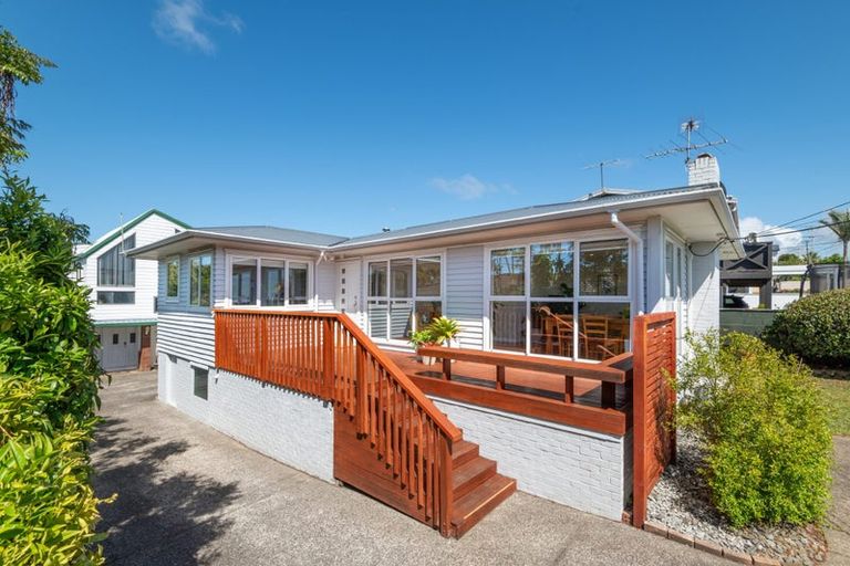 Photo of property in 1/30 Sunrise Avenue, Mairangi Bay, Auckland, 0630