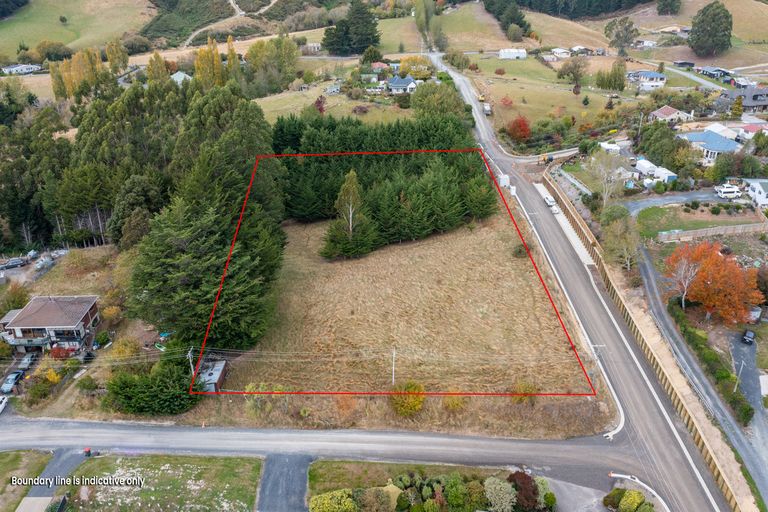 Photo of property in 10 Gull Street, Waihola, Milton, 9073