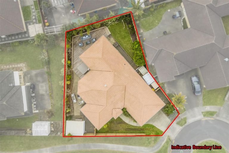 Photo of property in 16 Karson Place, Flat Bush, Auckland, 2016
