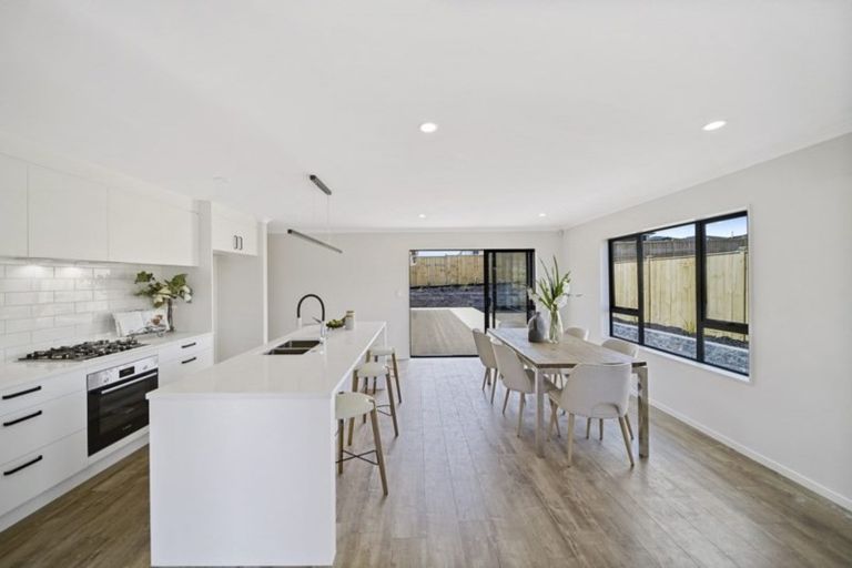 Photo of property in 34 Melgran Avenue, Papakura, 2110