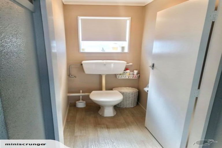 Photo of property in 71f2/ Gemstone Drive, Birchville, Upper Hutt, 5018