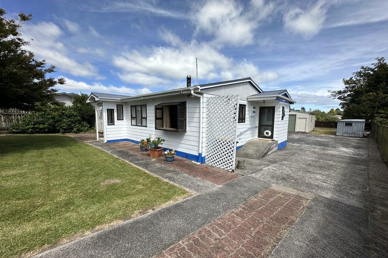 Photo of property in 22 Carrington Crescent, Tokoroa, 3420